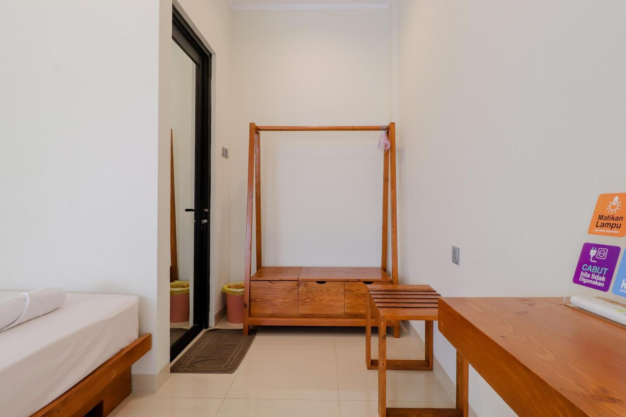Hotel Roemah Kenari Yogyakarta Exterior foto